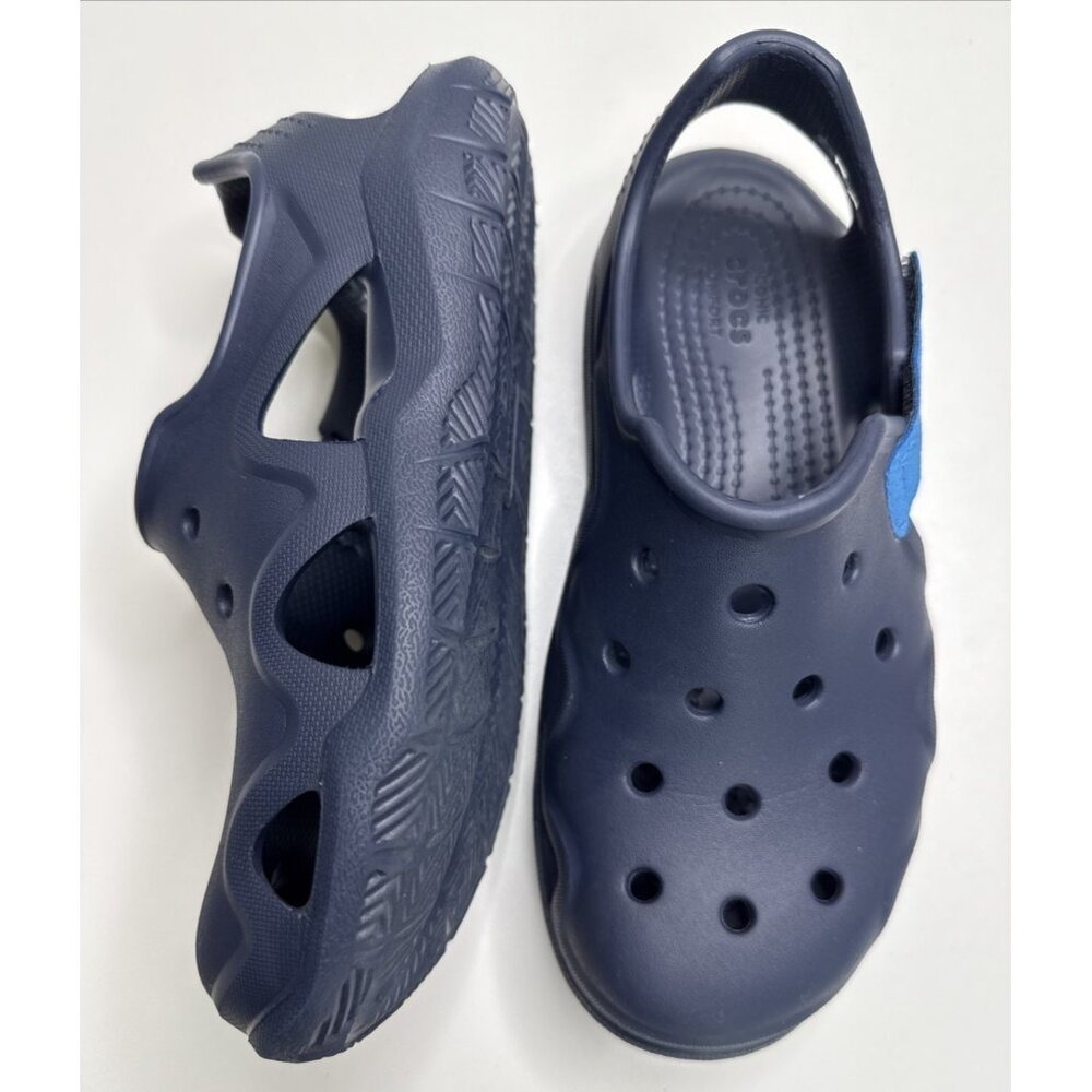 Crocs Kid's Swiftwater Wave Clog in Blue Size J 3
